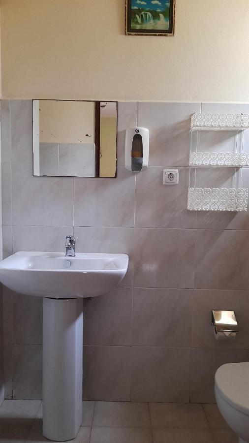 Residencial Rosa Criola Bed & Breakfast Sal Rei Luaran gambar